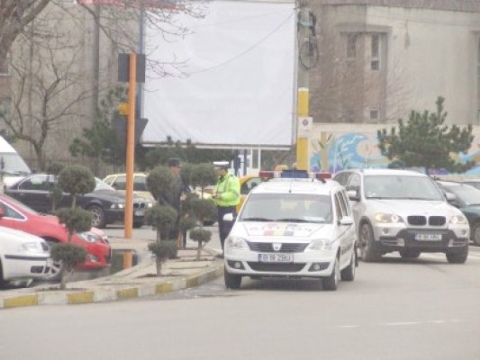 400 de poliţişti vor patrula de Paşte, în apropierea bisericilor
